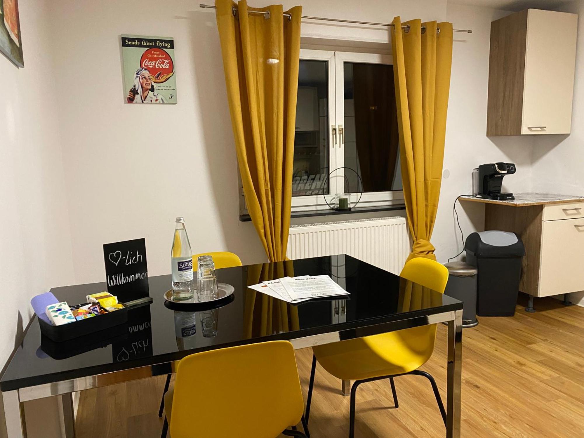 Apartment Roomy Comfort - Zwischen Heidelberg Und Mannheim Edingen-Neckarhausen エクステリア 写真