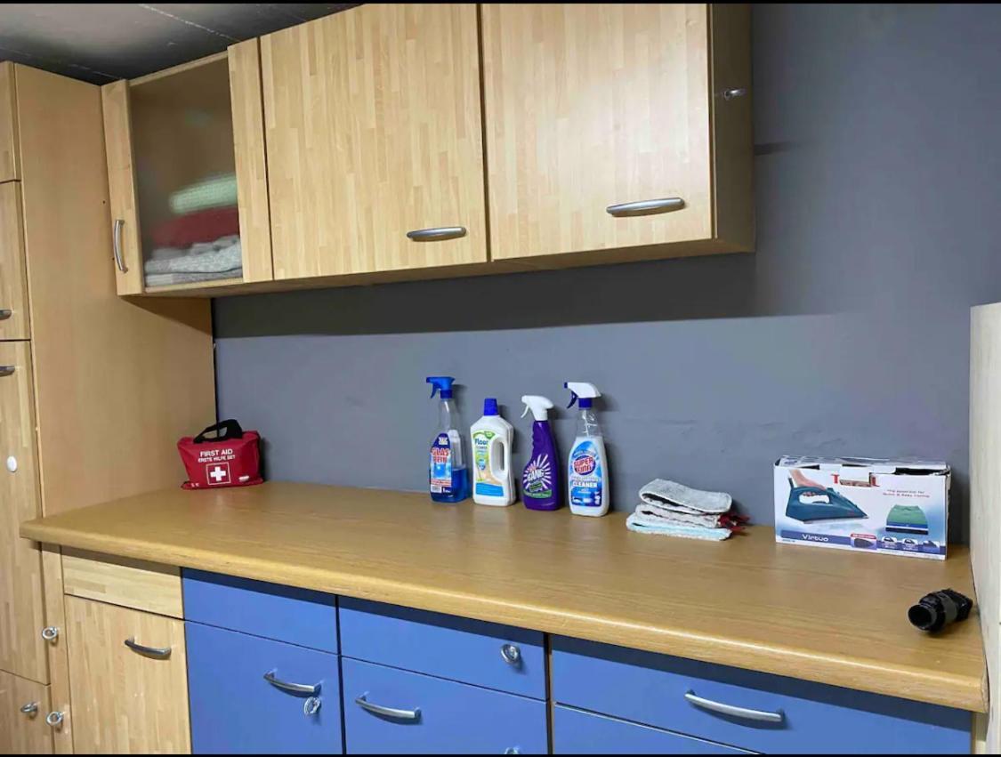 Apartment Roomy Comfort - Zwischen Heidelberg Und Mannheim Edingen-Neckarhausen エクステリア 写真