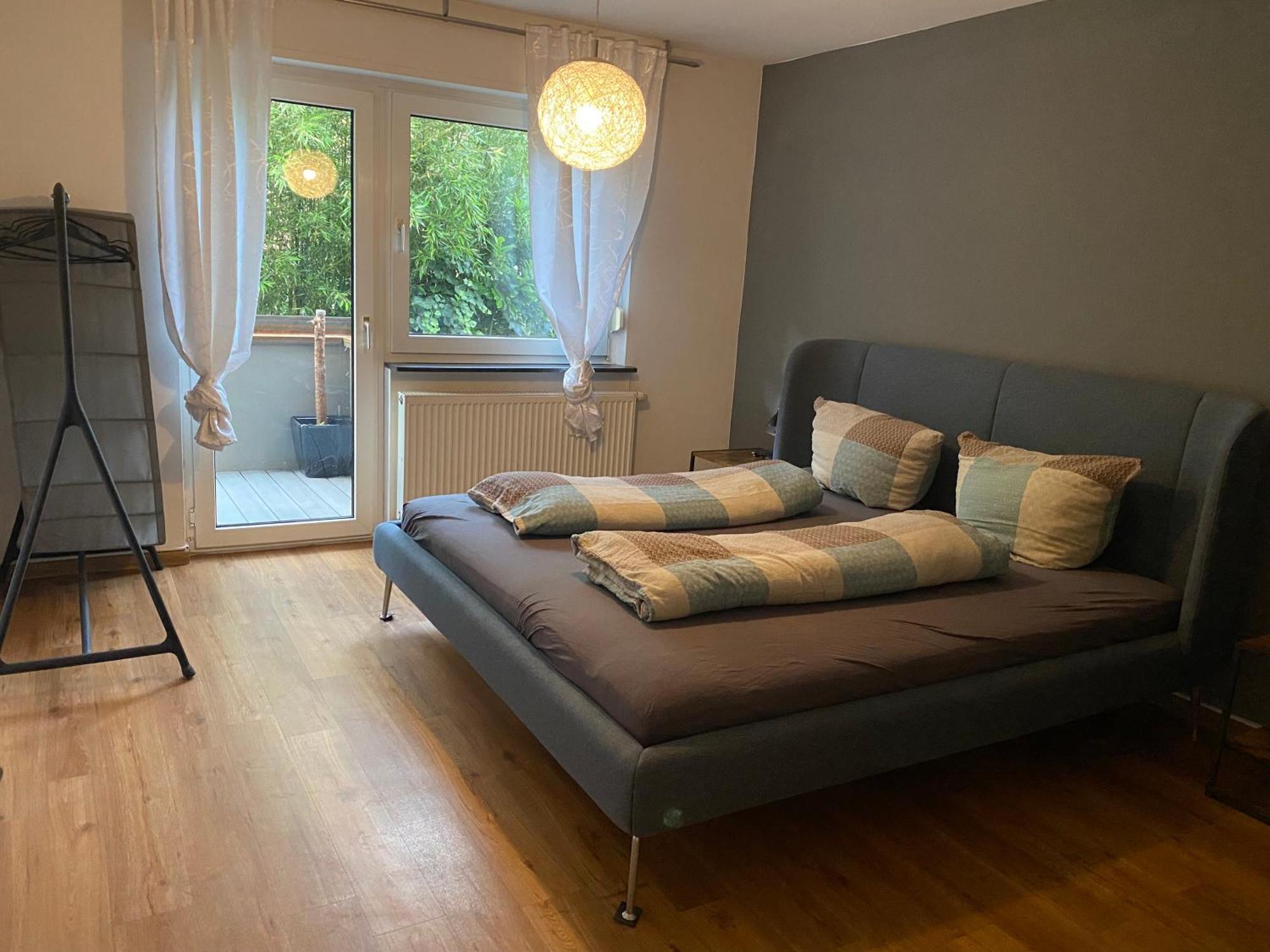 Apartment Roomy Comfort - Zwischen Heidelberg Und Mannheim Edingen-Neckarhausen エクステリア 写真